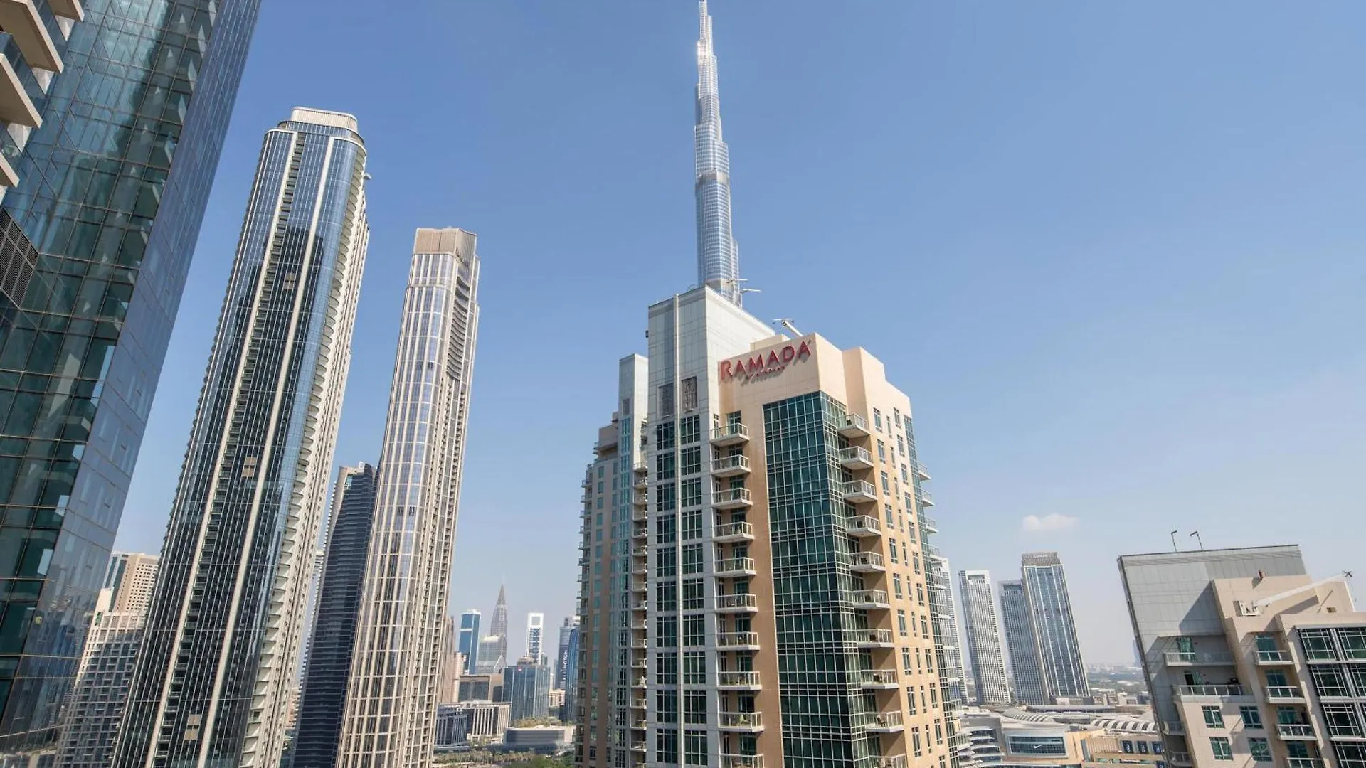 Frank Porter - 29 Boulevard Tower 1 Dubai 0*,  United Arab Emirates