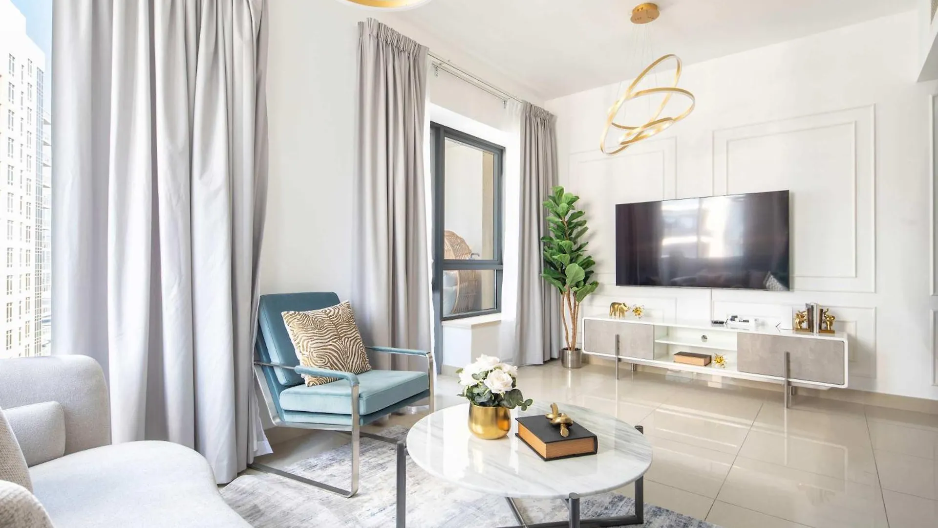 Frank Porter - 29 Boulevard Tower 1 Dubai