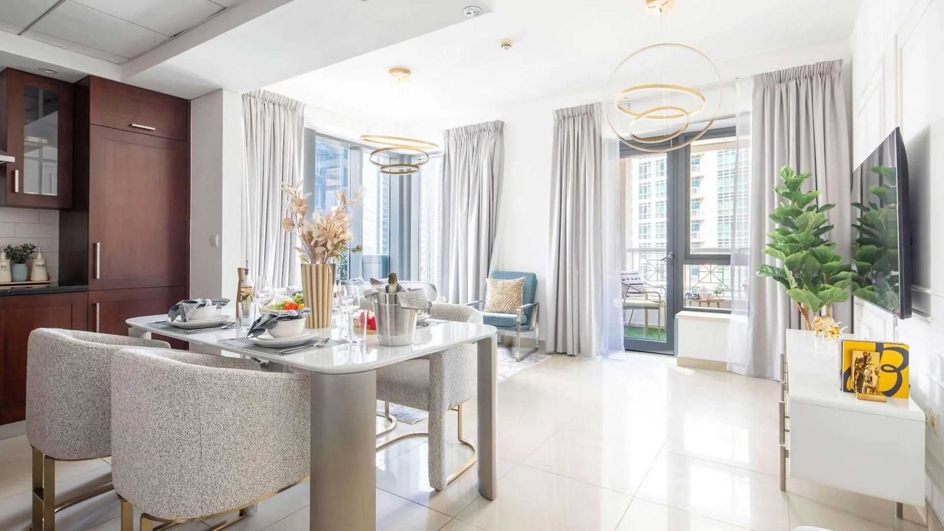 Frank Porter - 29 Boulevard Tower 1 Dubai Apartment